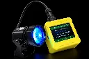 Contrôleur DMX jaune et projecteur LED bleu.webp
